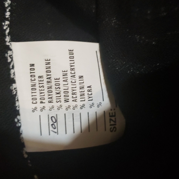 Olio Squared Designer  Tops - Picture 5 of 6